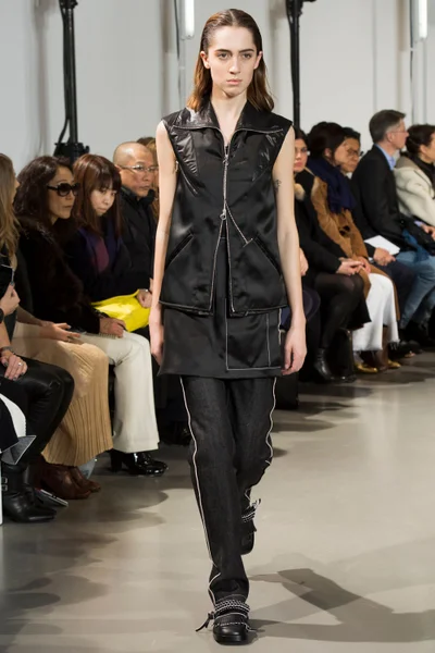 Look 17